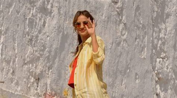 Aisha Sharma height
