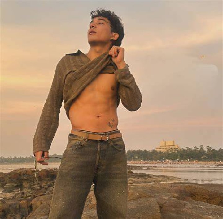 Akash Thapa likes traveling