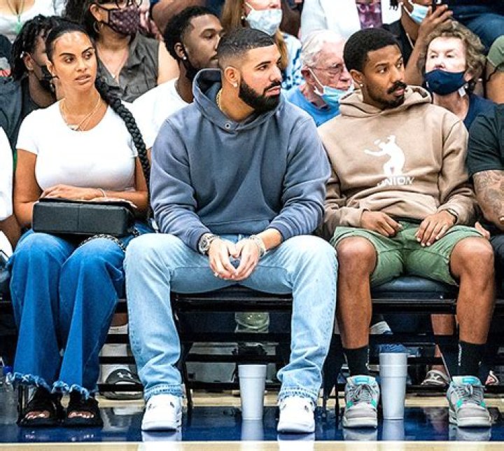 Amari Bailey with Drake
