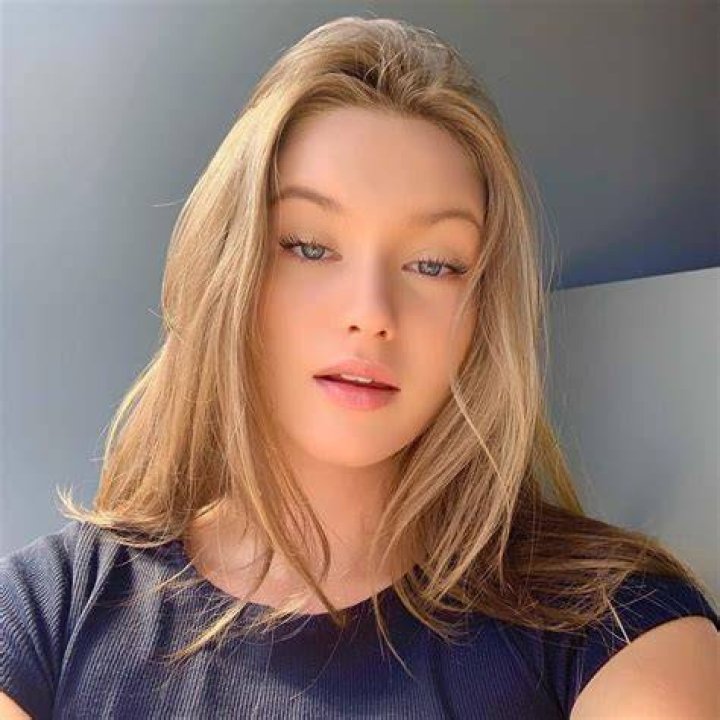 Chloe Rose Robertson career