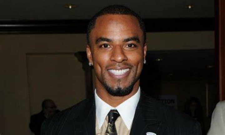 Ex-NFL Star Darren Sharper Reaches Settlement In Rape Case