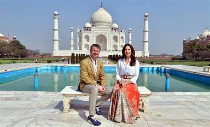 Hannah Dodd visited Taj Mahal in India