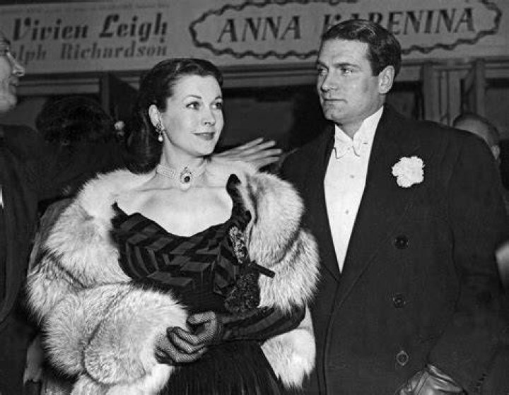 How tall is Laurence Olivier