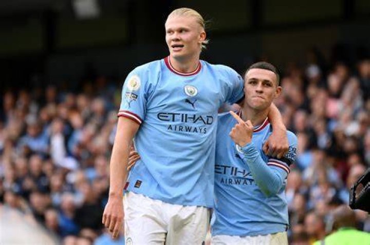 How tall is Phil Foden