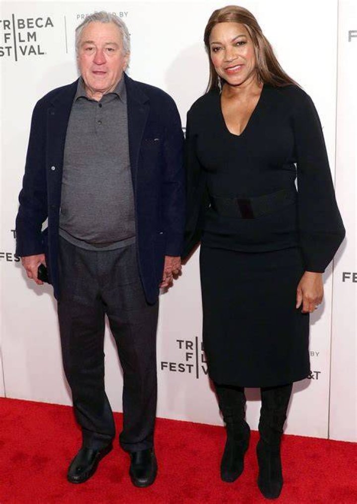 How tall is Robert De Niro