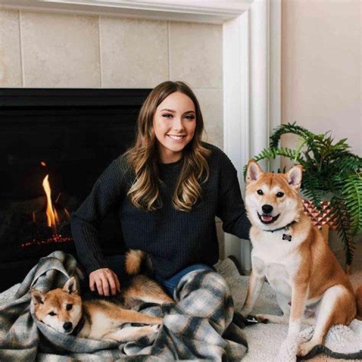 Jade Scott has a pet dog