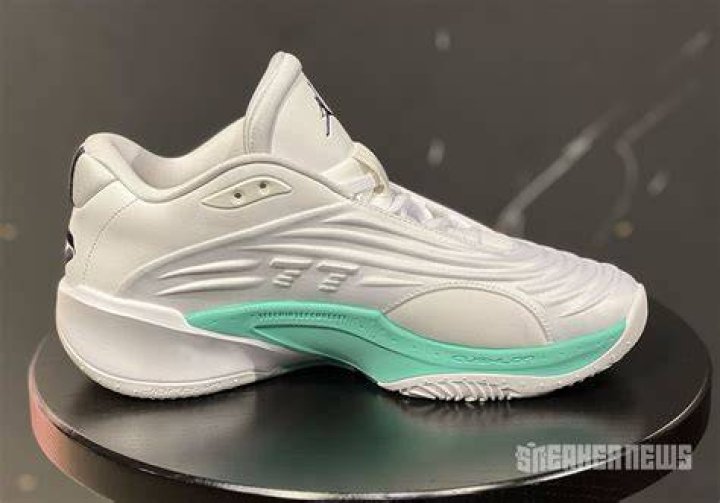 Jordan Luka 3 “Photo Finish” Officially Unveiled With Release Date