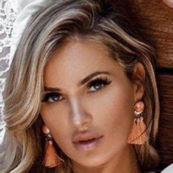 Leanna Bartlett in her 20s