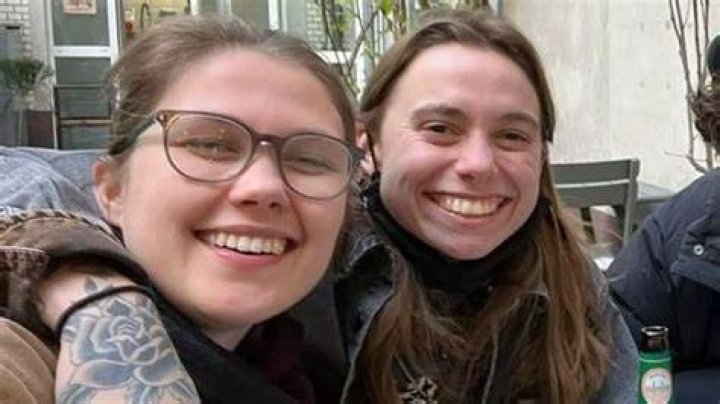 Mariah Schneider with girlfriend