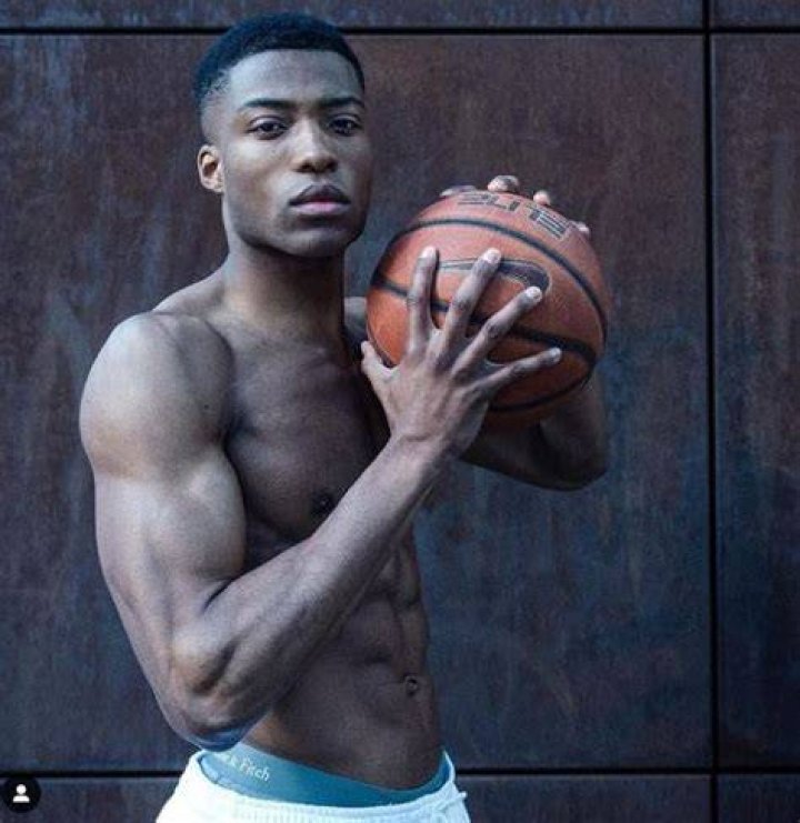 Marvin Anthony height