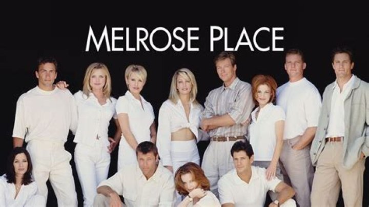 Melinda Melrose with the cast of Too Hot To Handle