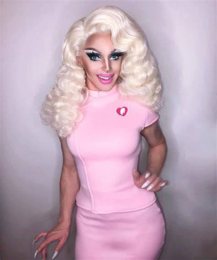 Miz Cracker cute