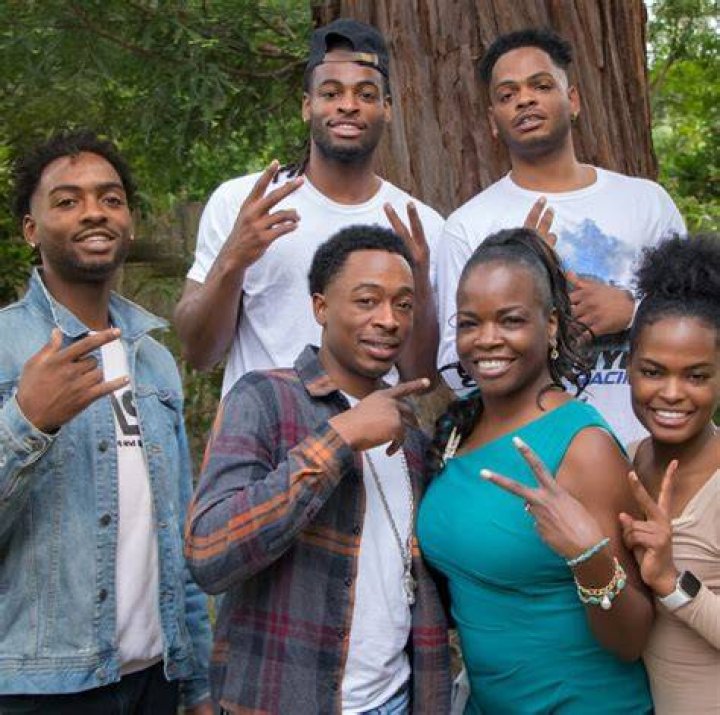 Najee with his siblings