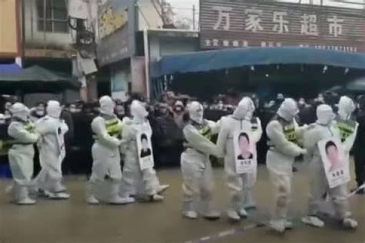 Public Shaming Littering In China