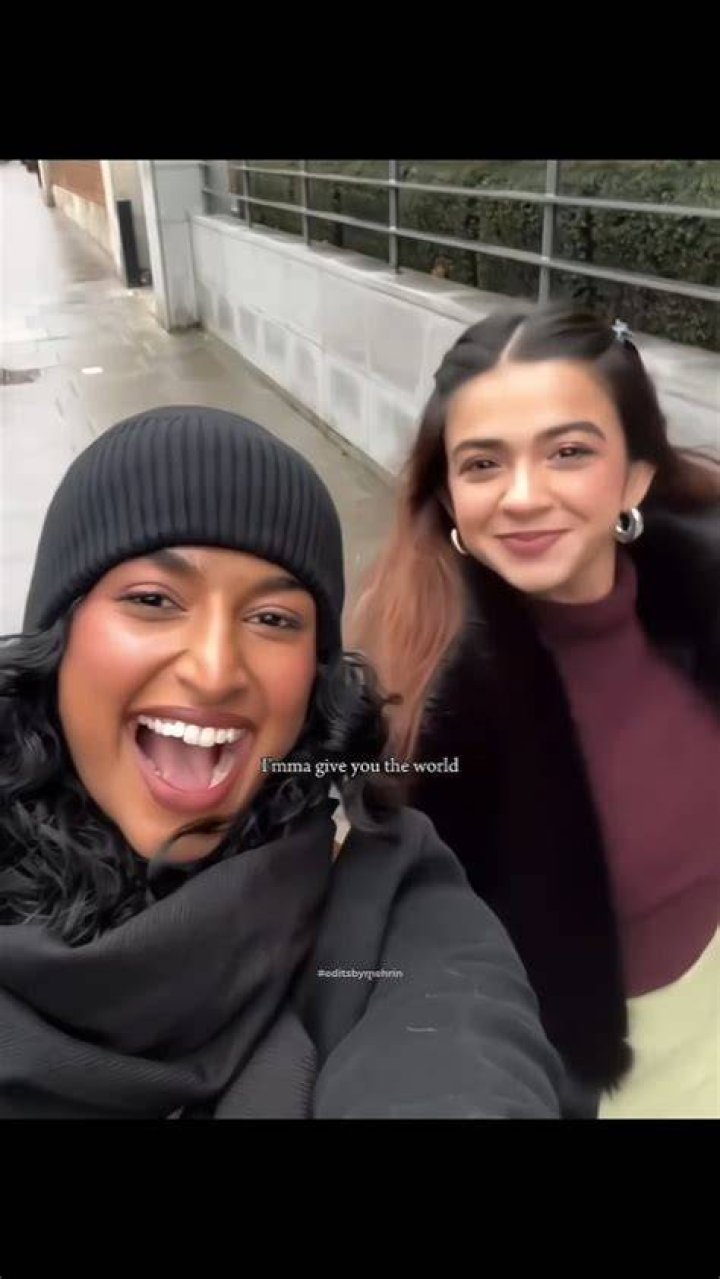 Rida with her friends