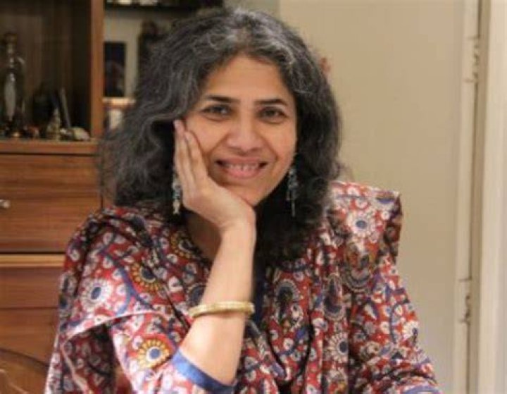 Seema Chisti Yechury wiki