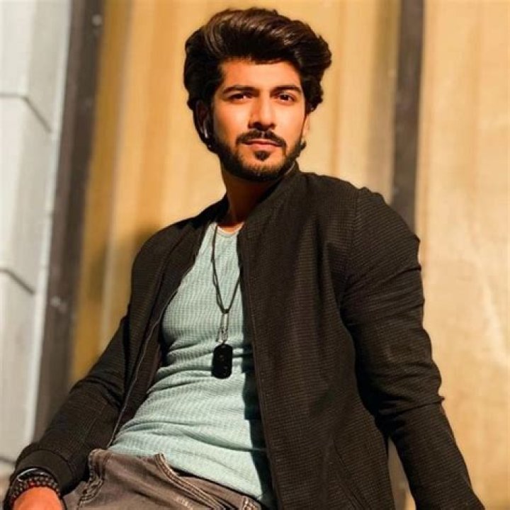 Sheezan Khan facts