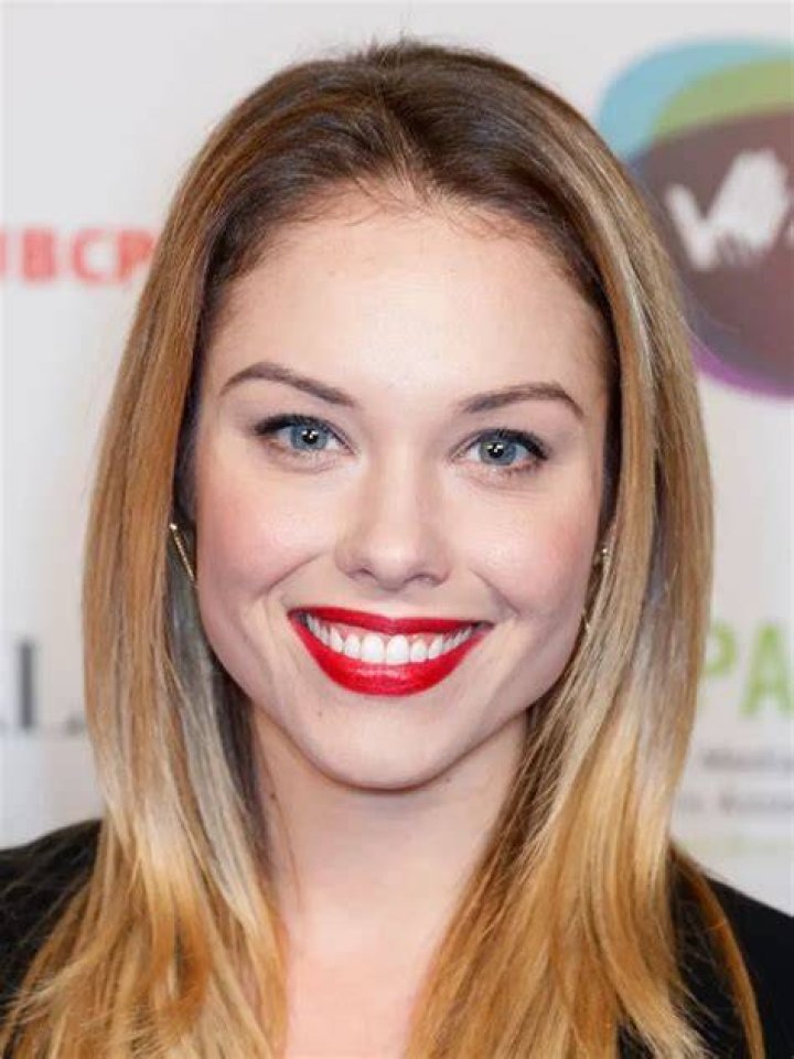 Stephanie Nicole Bio | Age, Wiki, Net worth, Height, Husband, Married|