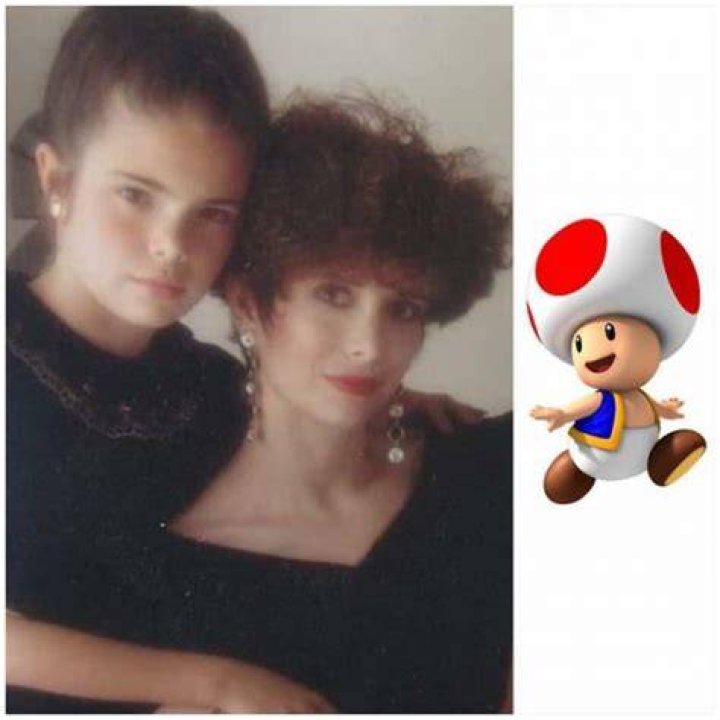 Stephanie Nicole with her mother