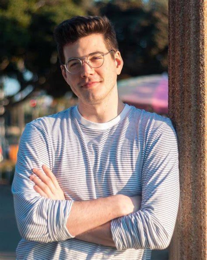 Ted Nivison Height & Weight