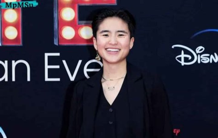 Terry Hu bio