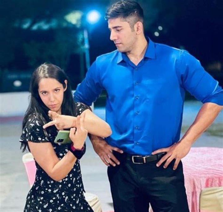 Varun Sood has a twin sister Vedika Sood