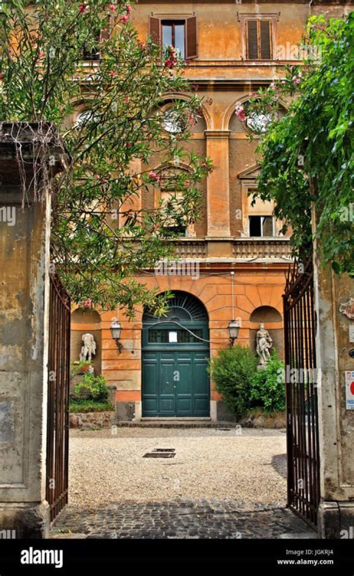 Via Margutta Courtyard